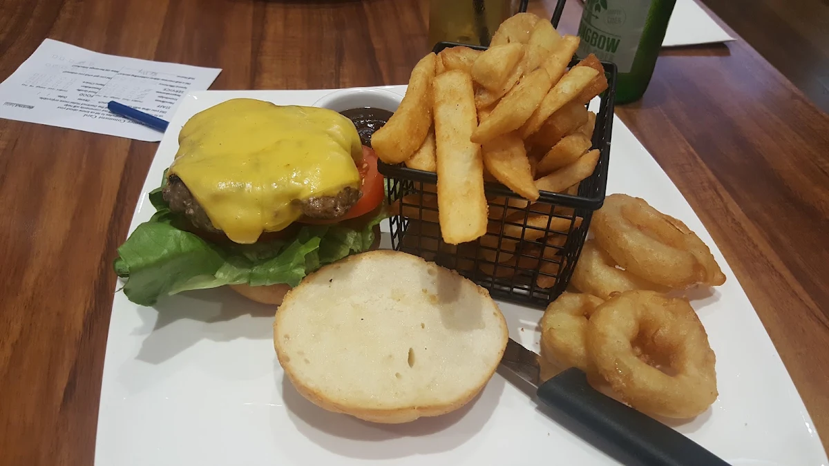 Onion Rings and Thick Cut Chips