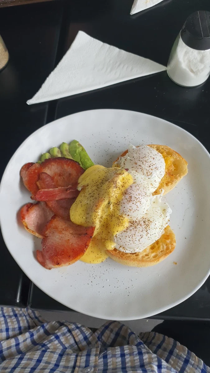 Eggs Benedict