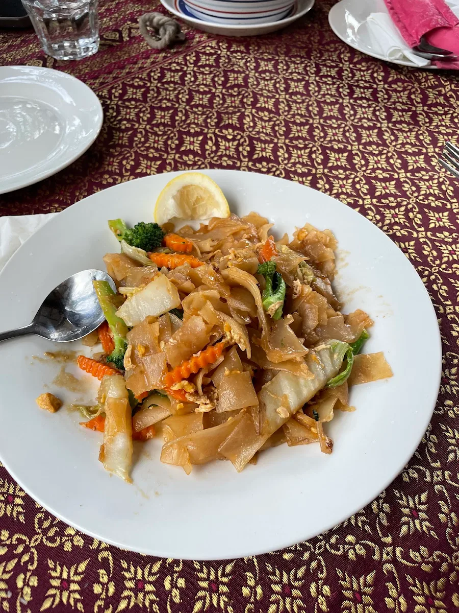 Pad See Eiw