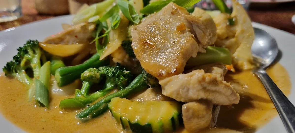 Peanut Sauce Chicken Stir Fry