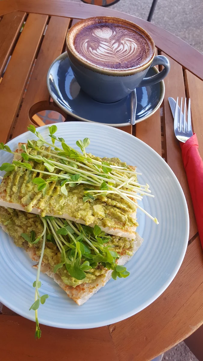 Smashed Avocado, Shelfield Coffee Brewers