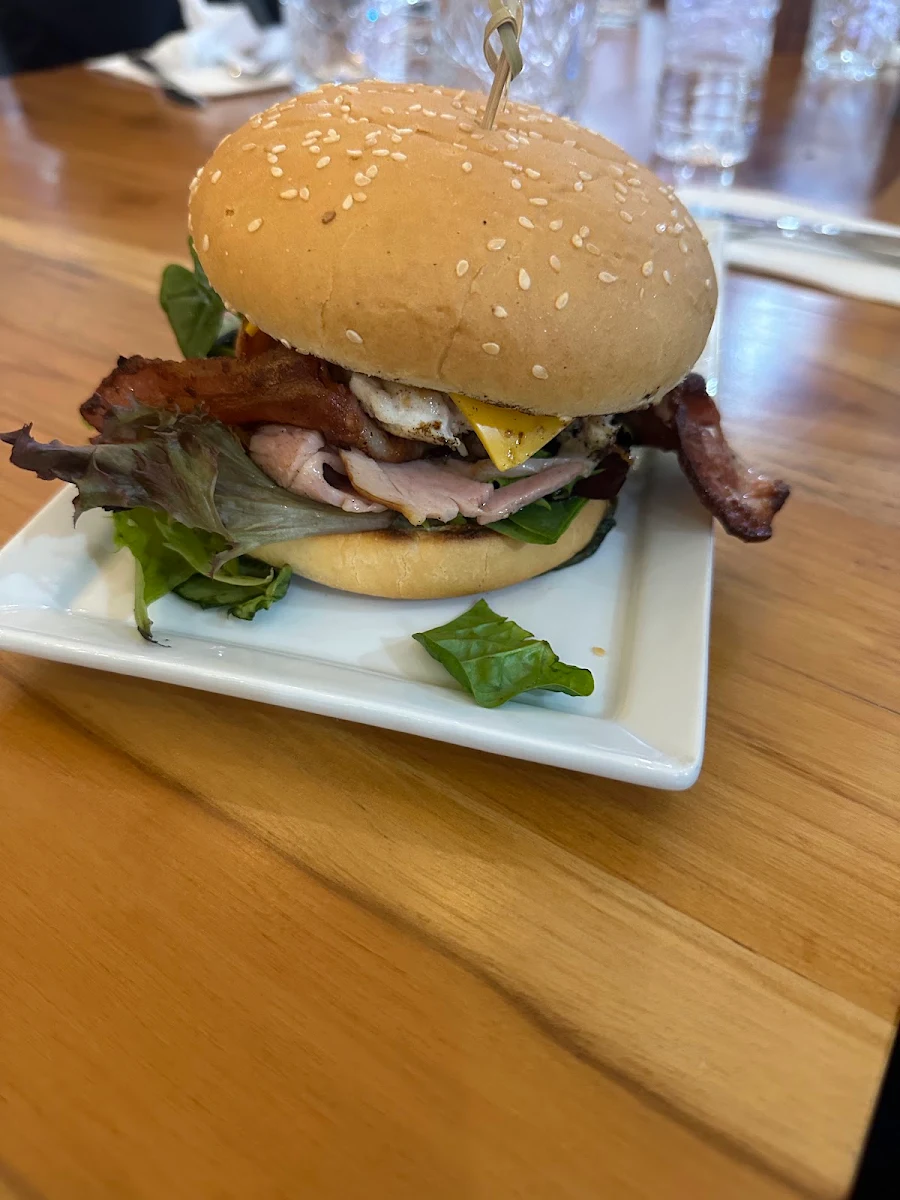 Burger, Henry's Restaurant and Bar
