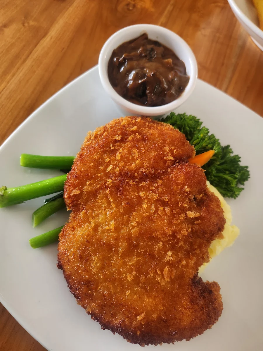 Chicken Schnitzel, Henry's Restaurant and Bar