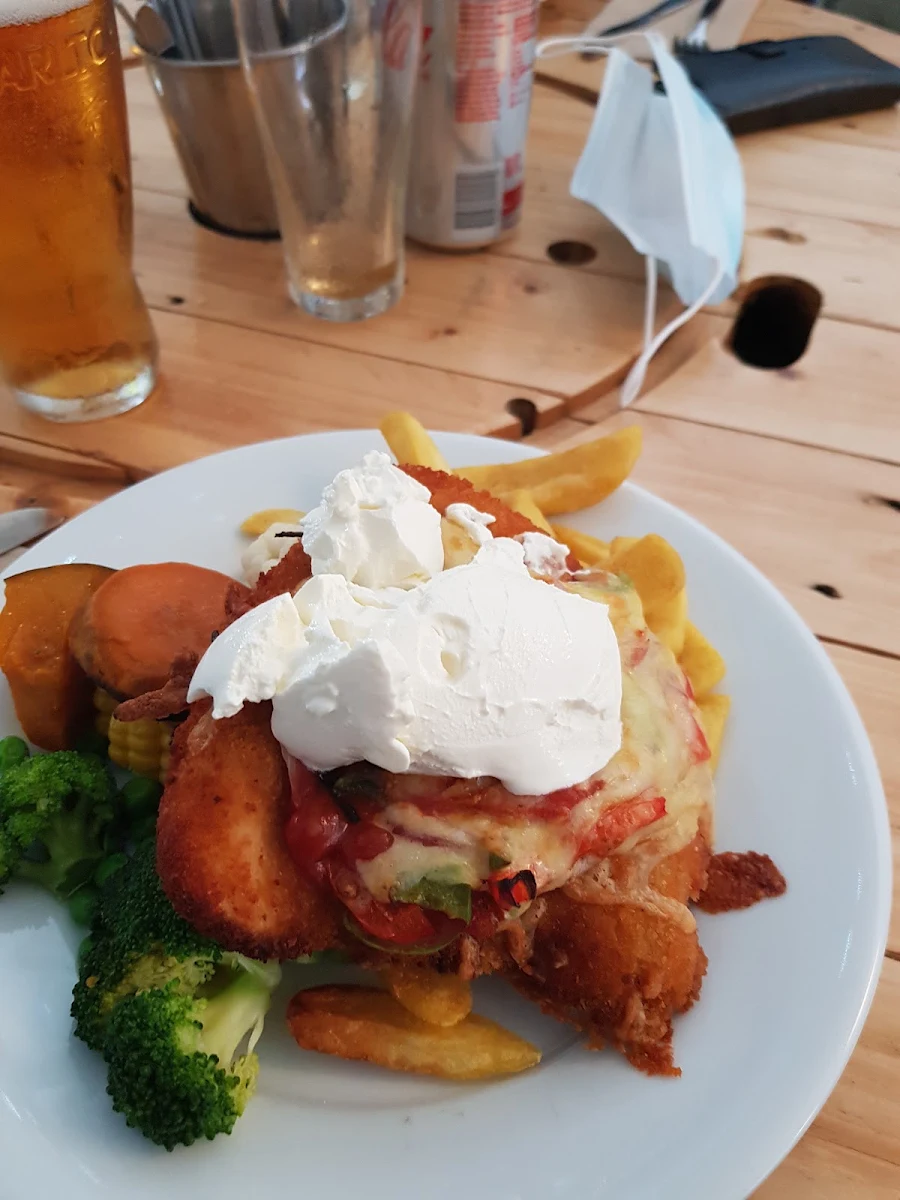 Highlights, Duke's Commercial Hotel Koroit
