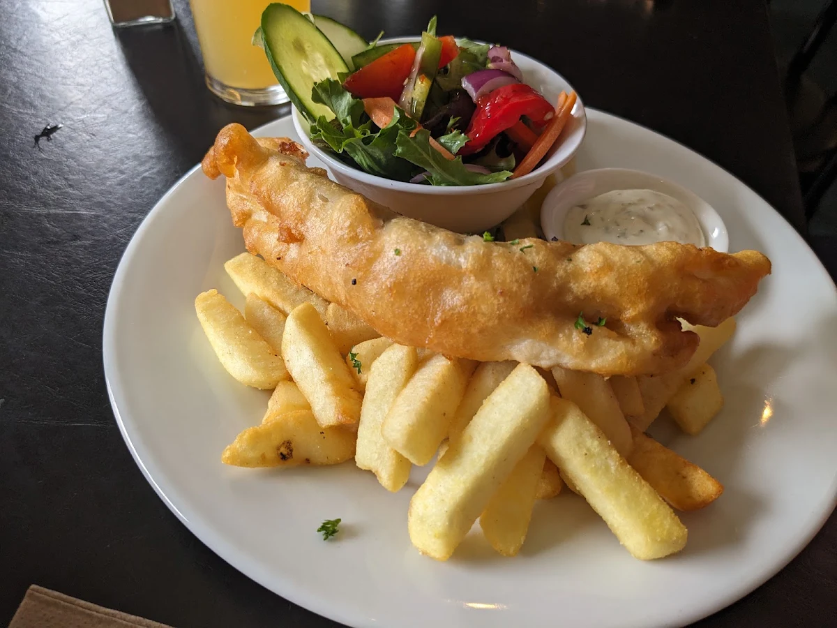 Highlights, Duke's Commercial Hotel Koroit