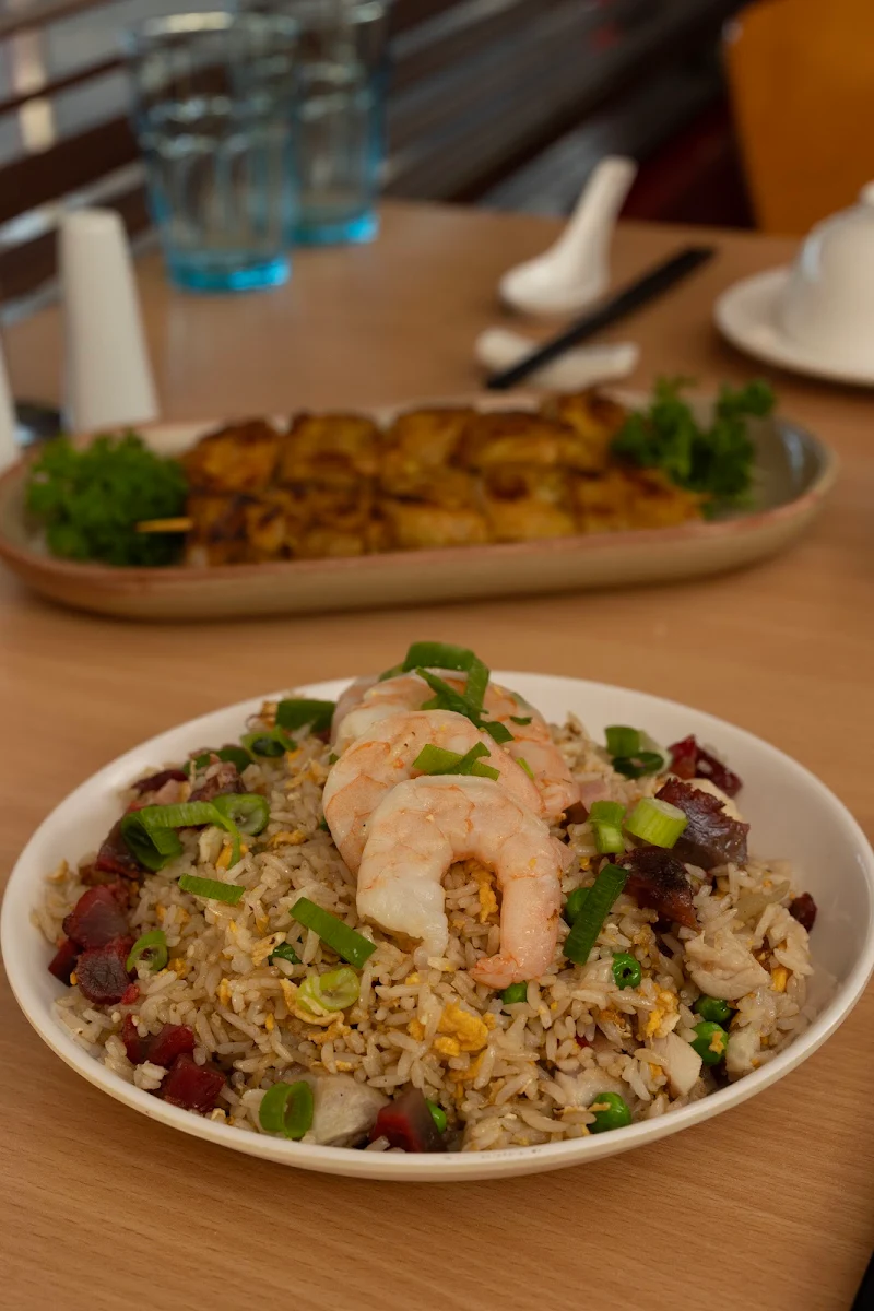 Highlights, Happy Garden Takeaway Gateway