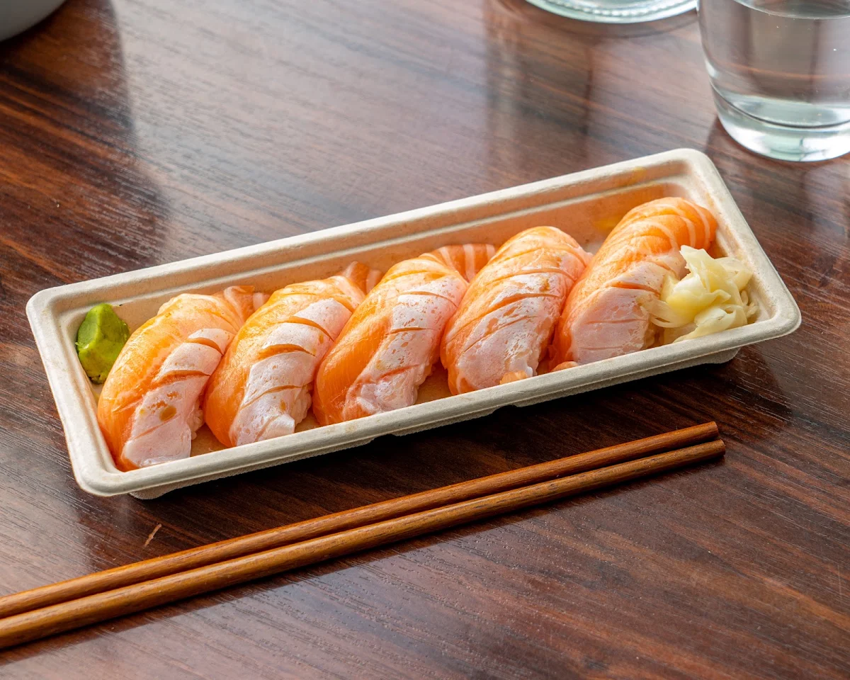 Salmon Box, Wabi Sushi
