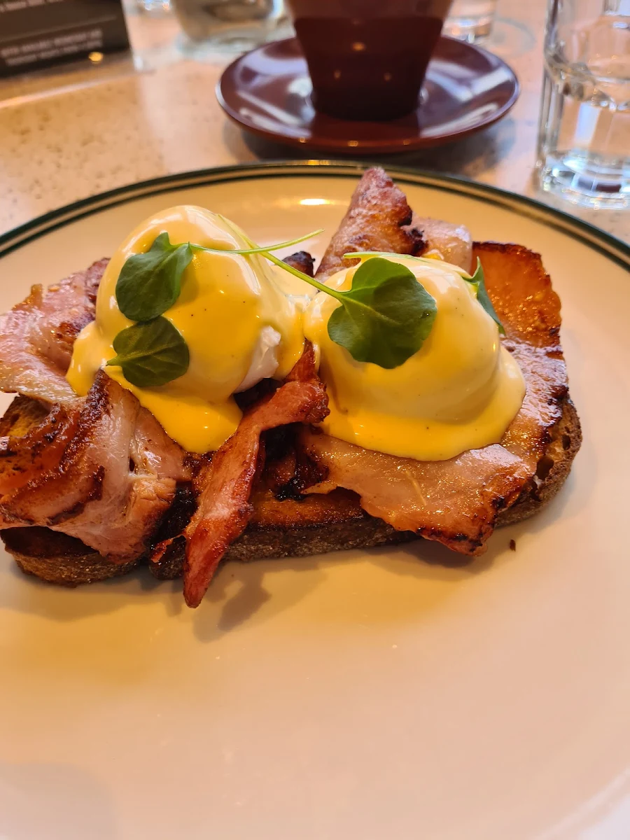 Eggs Benedict, The Butler's Pantry Cafe