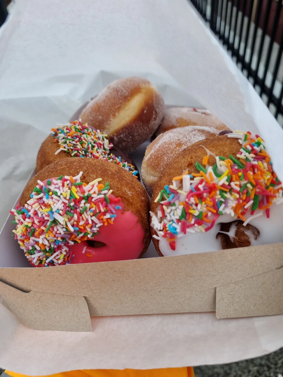 Donuts, Bunyip Bakery