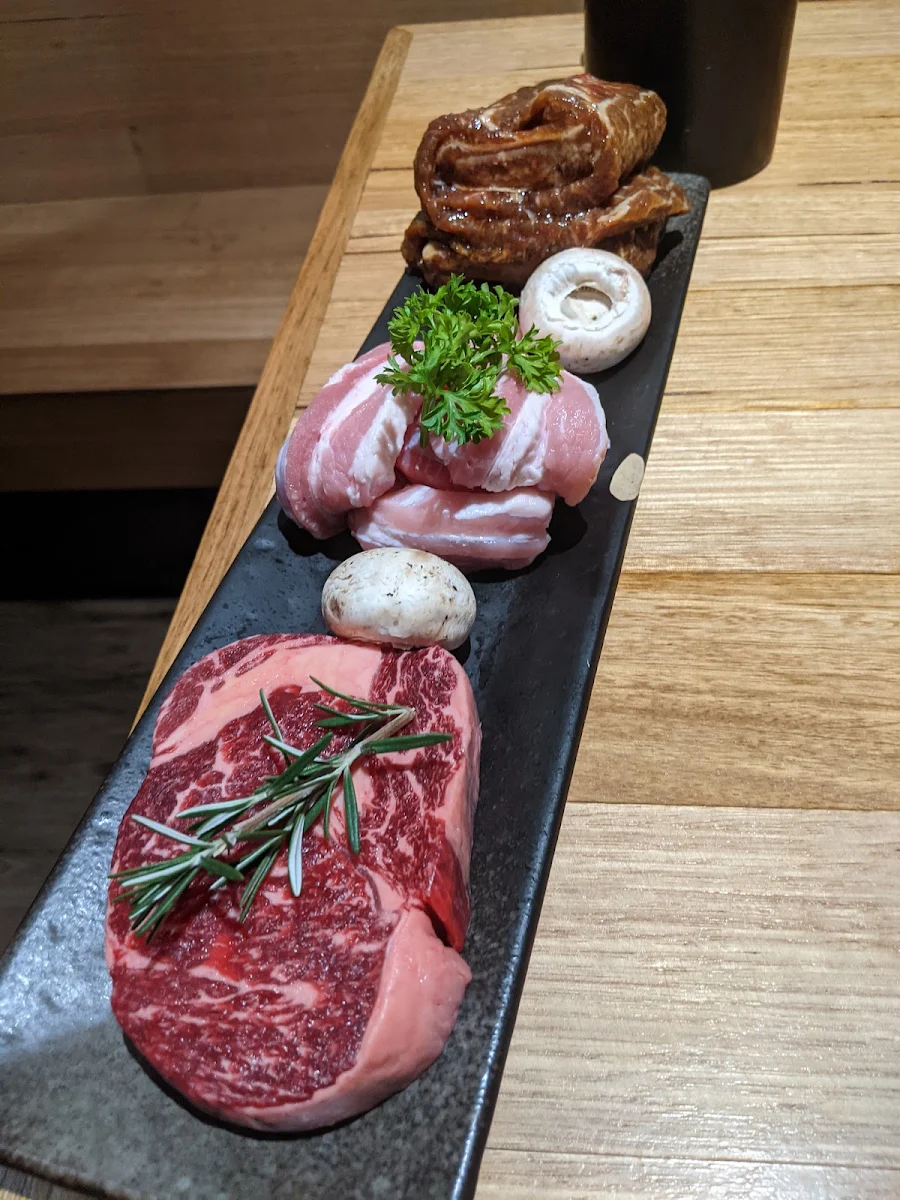 Barbecue, Madang Korean BBQ