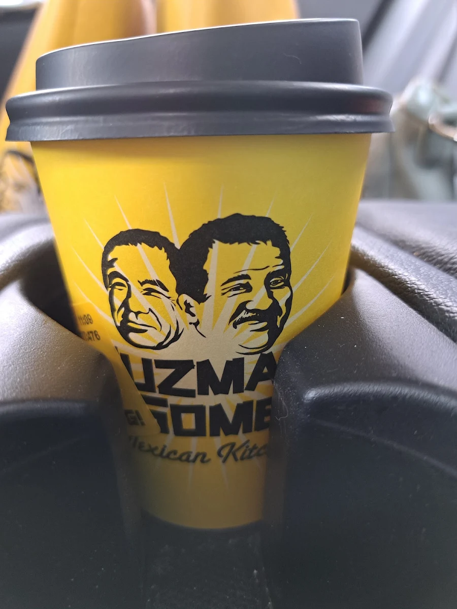Latte, Guzman y Gomez - Oran Park