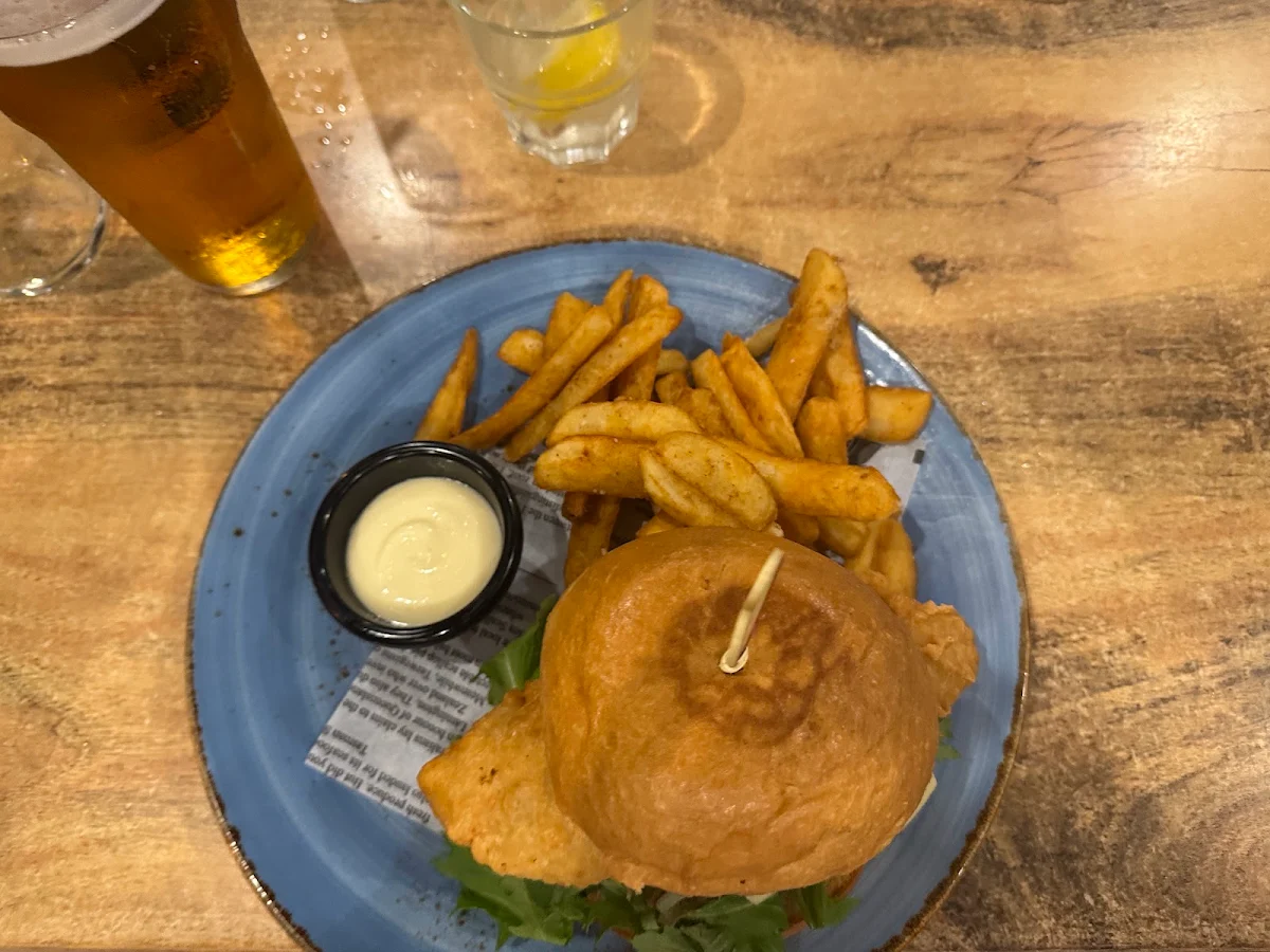Fish Burger Menü