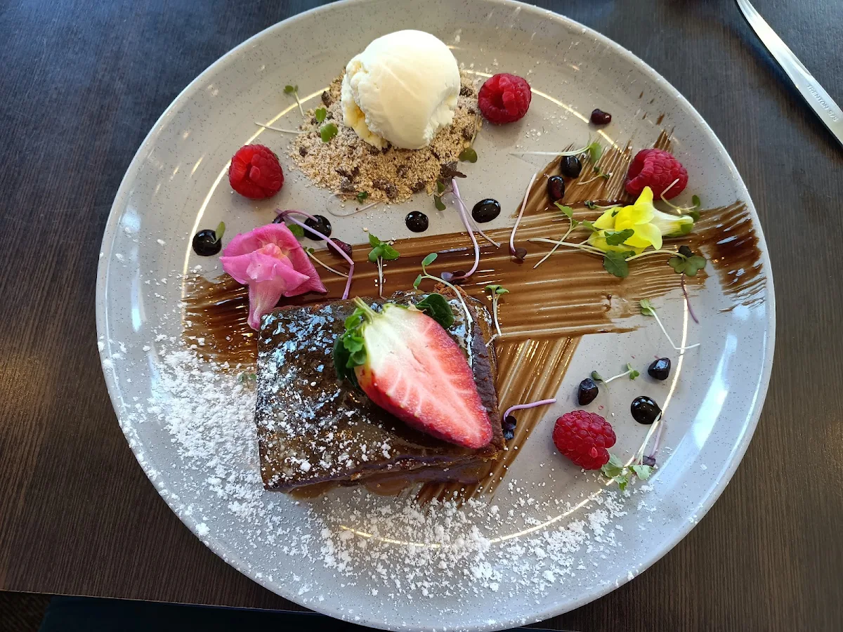 Sticky Date Pudding