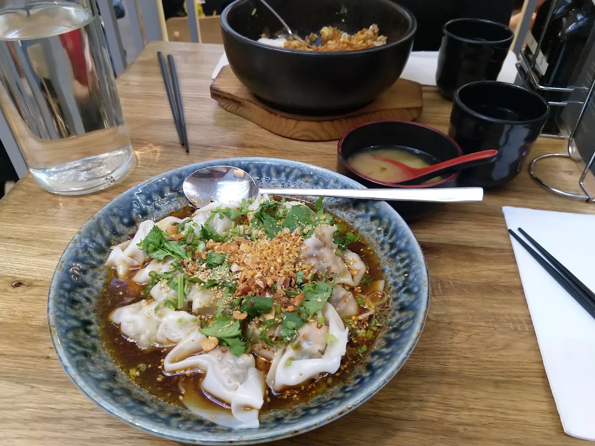 Wonton in Garlic Shoyu Sauce