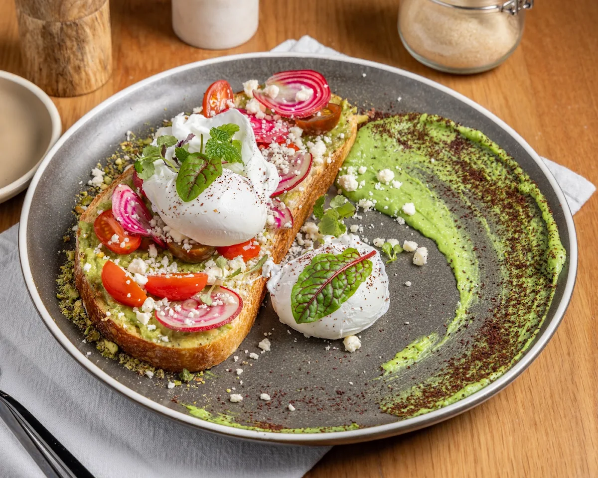 Smashed Avo V GFO, The Bungalow Petersham