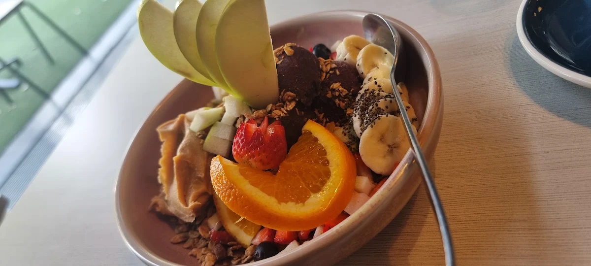 Acai, Piggies