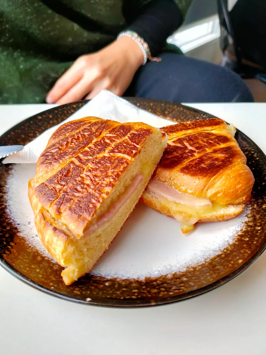 Highlights, Grindelwald Bakery Cafe
