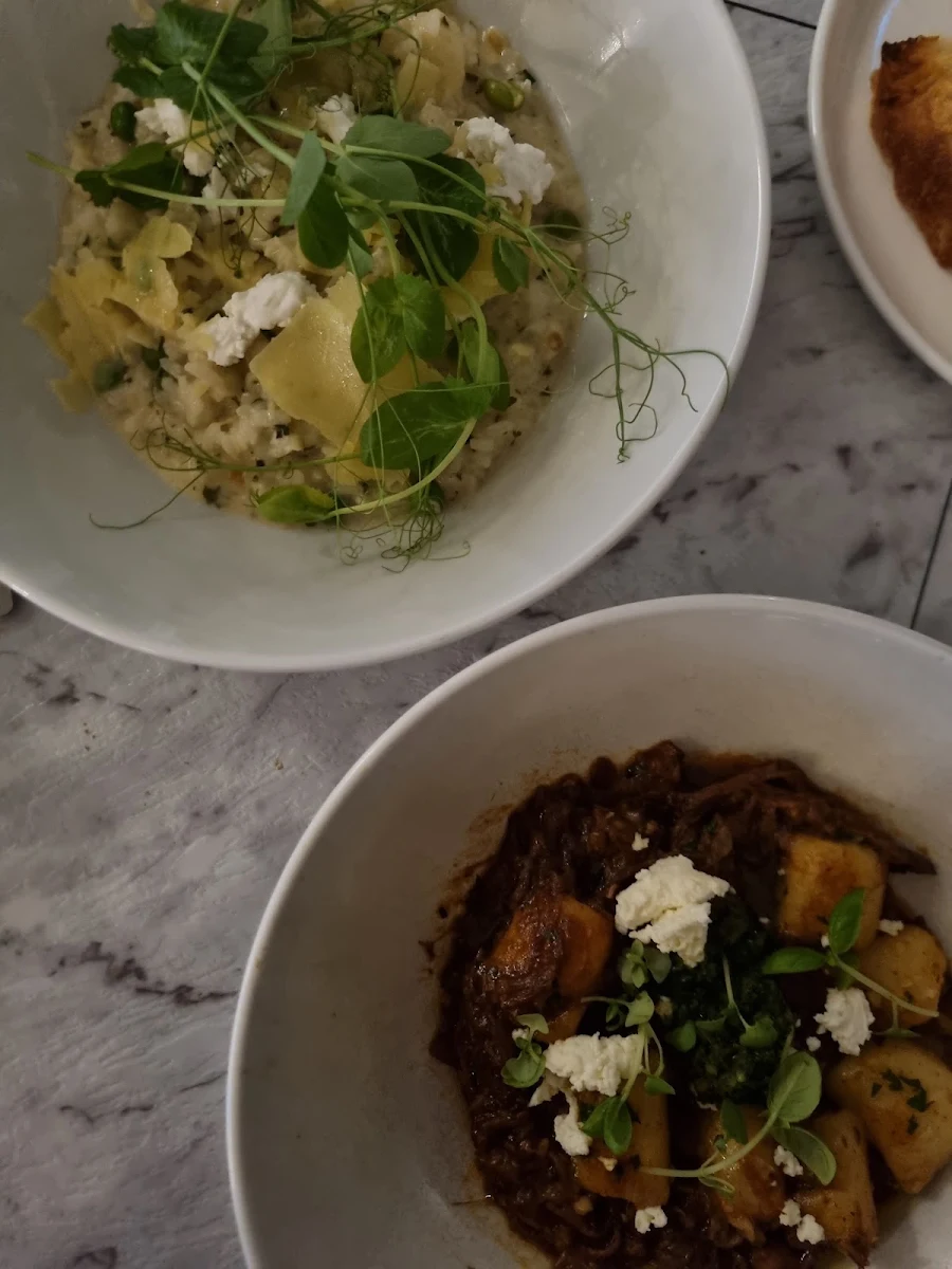 Highlights, Azzurro Trattoria