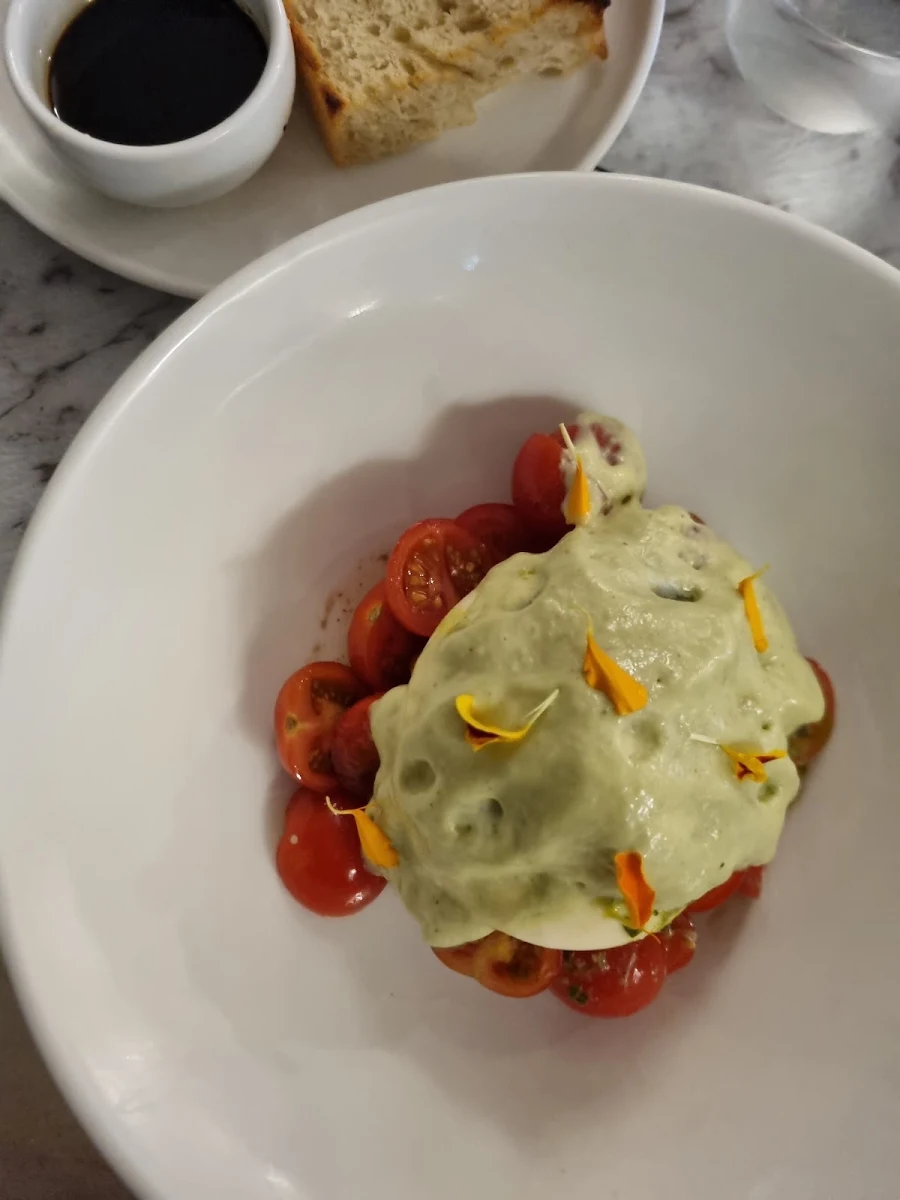 Highlights, Azzurro Trattoria