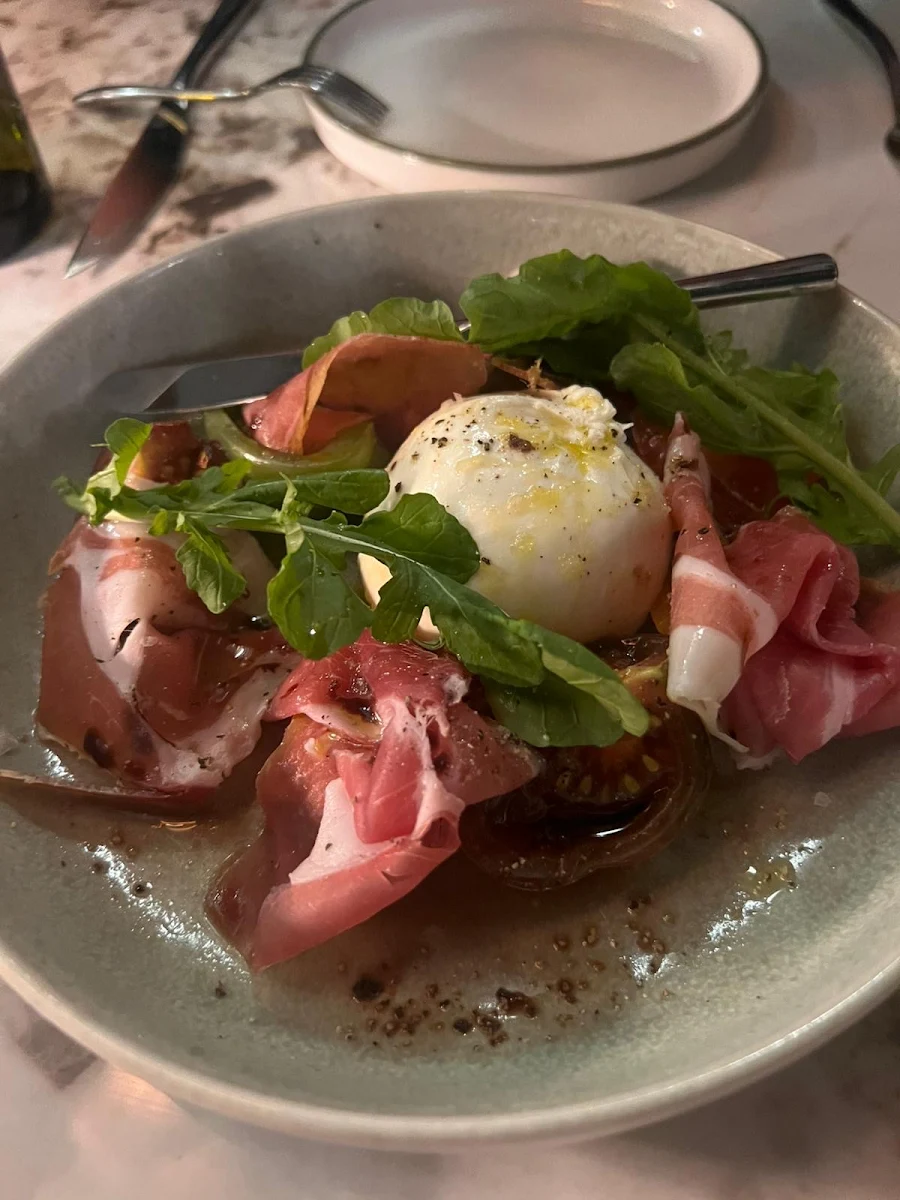 Highlights, Ciel Restaurant & Bar