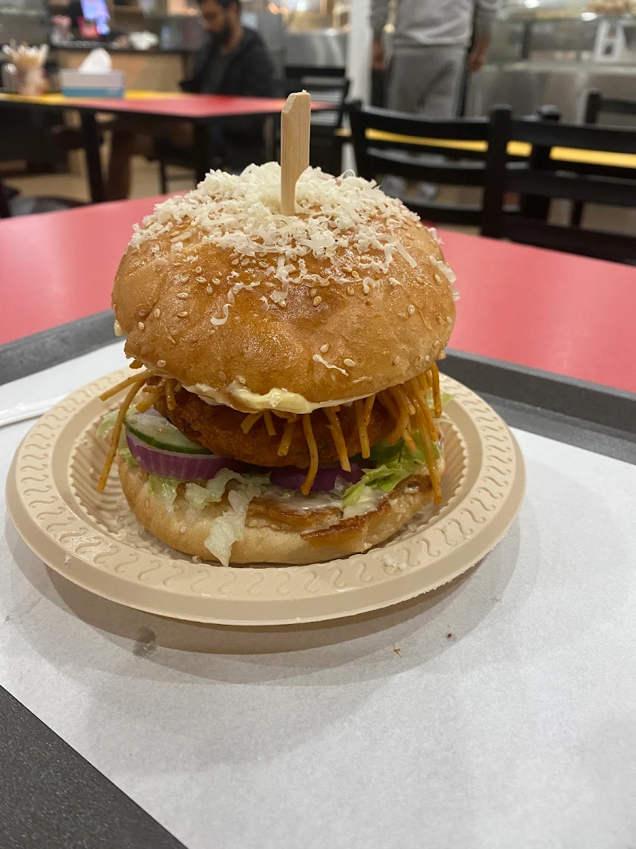Noodle Burger Combo, Tadka (Vegetarian) Express