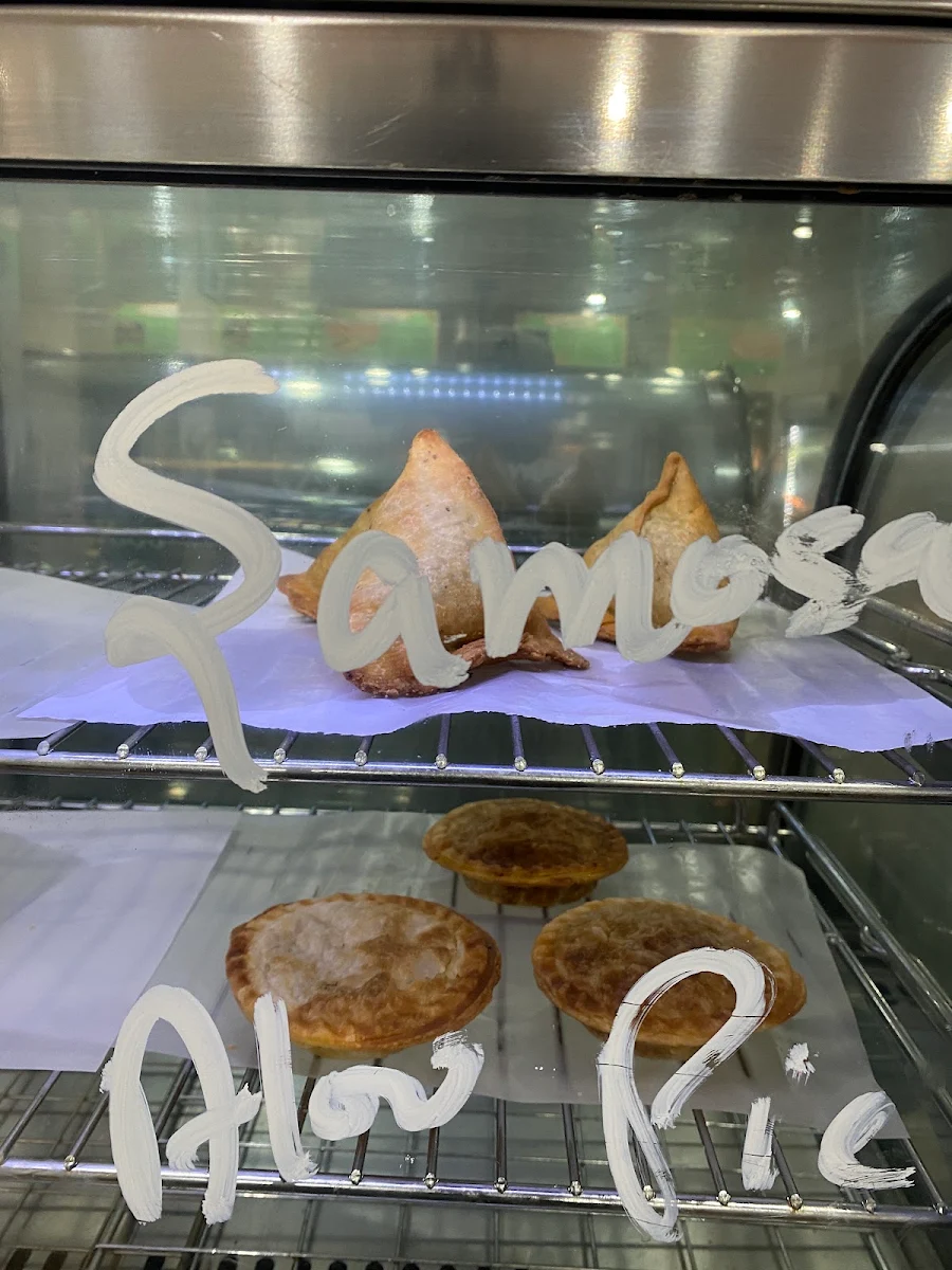 Samosa, Tadka (Vegetarian) Express