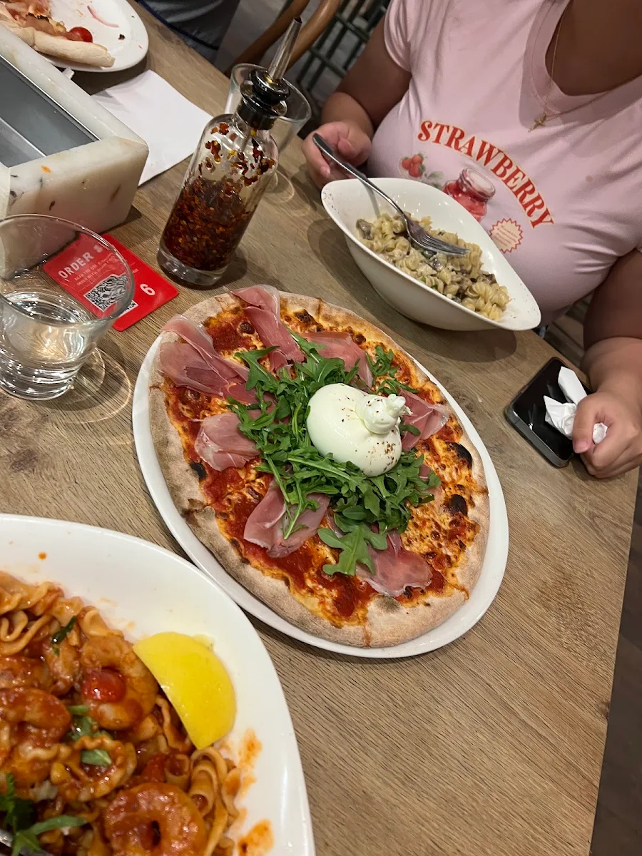 Burrata & Prosciutto