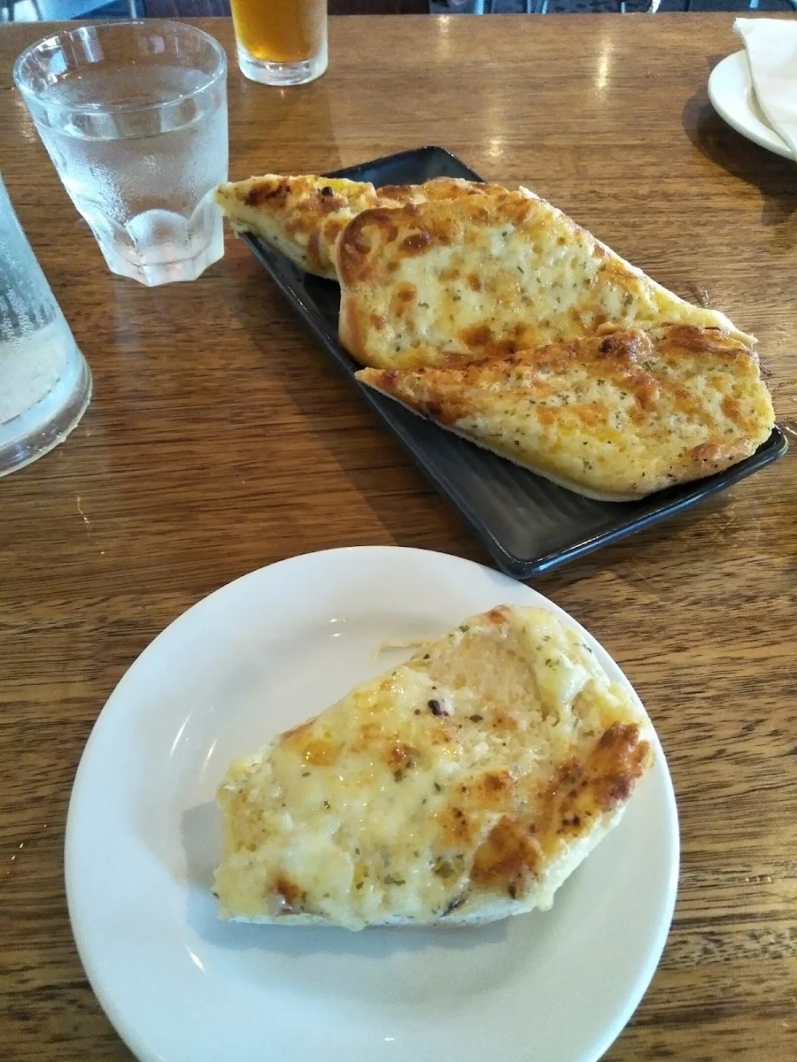 Garlic Bread, Royal Hotel