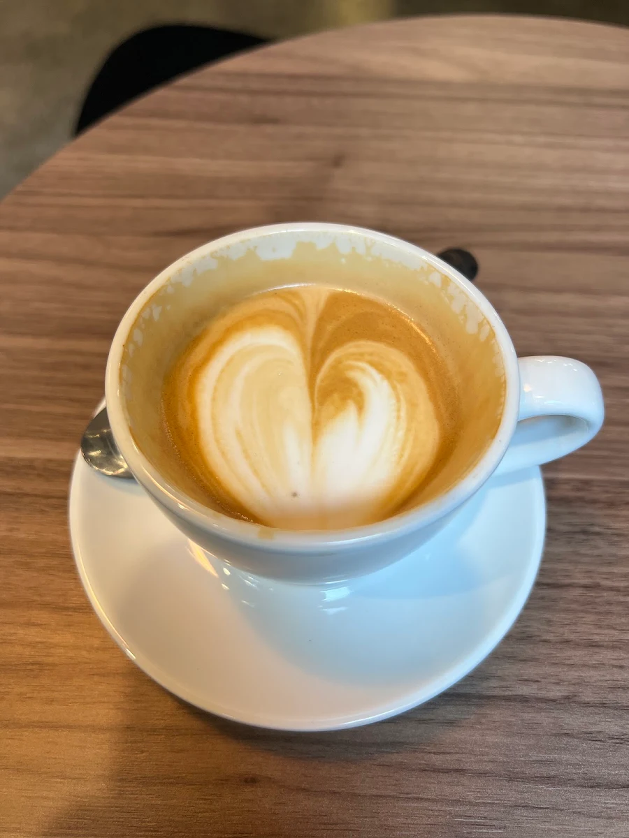 Flat White, It’s Bagel