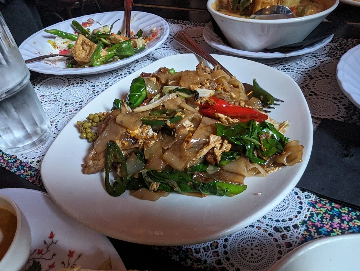 Drunken Noodles, Cookie