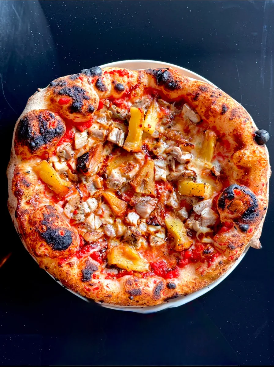 Highlights, Pizzeria Magma