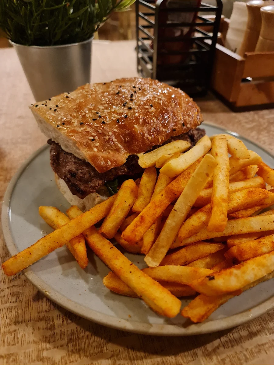 Steak Sandwich, The Oxford Scholar