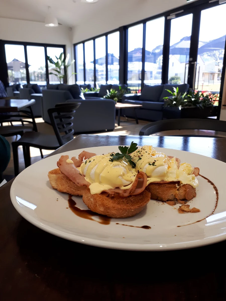 Eggs Benedict, INC Cafe