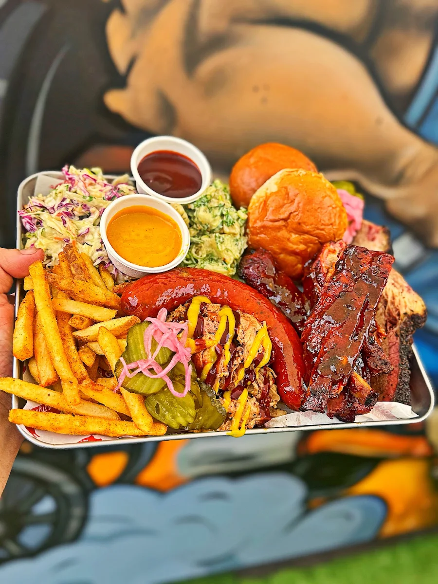 Highlights, Joshy’s BBQ