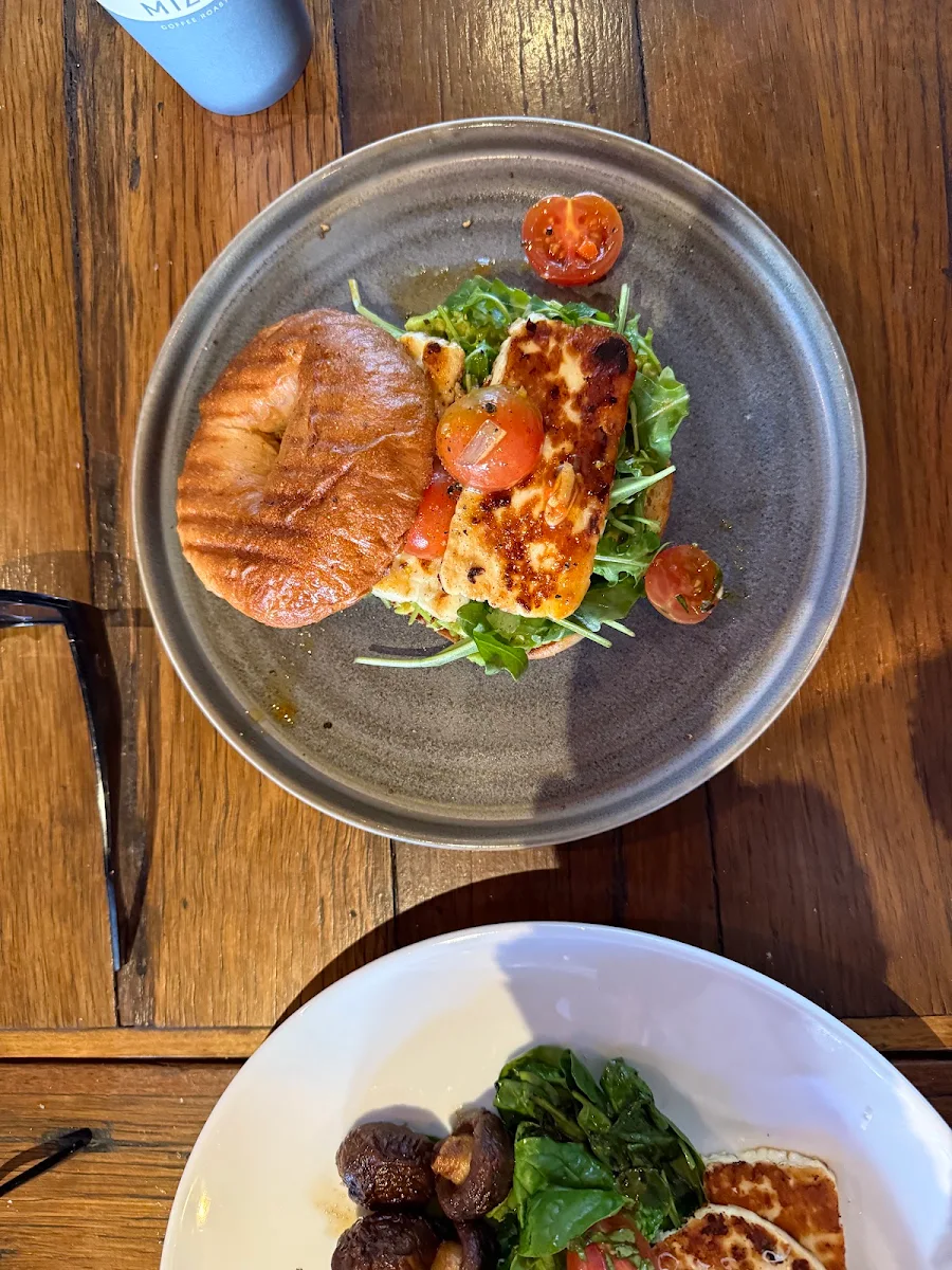 Highlights, Copper Cafe
