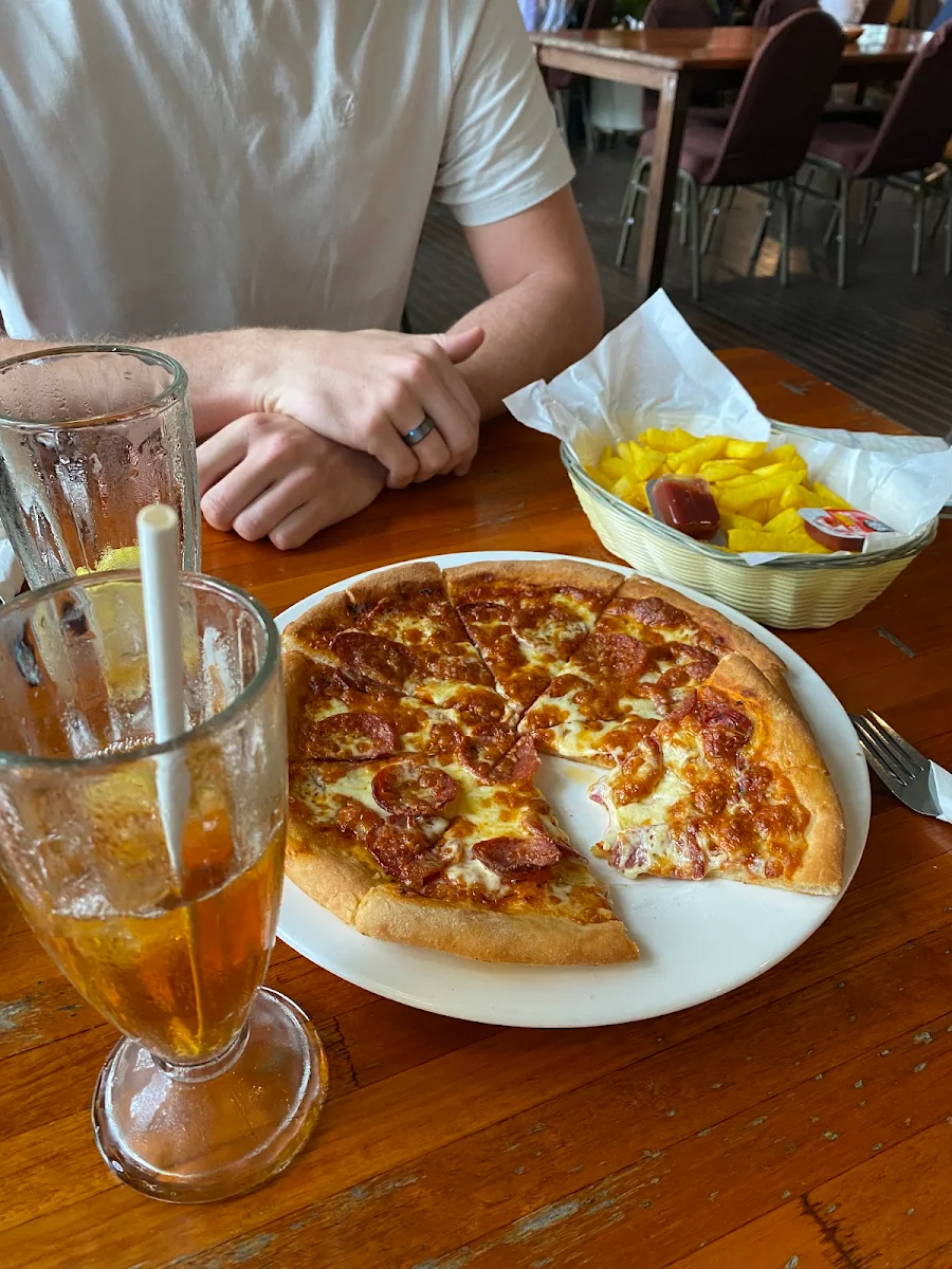 Pizzas, Kuranda Rainforest View Restaurant