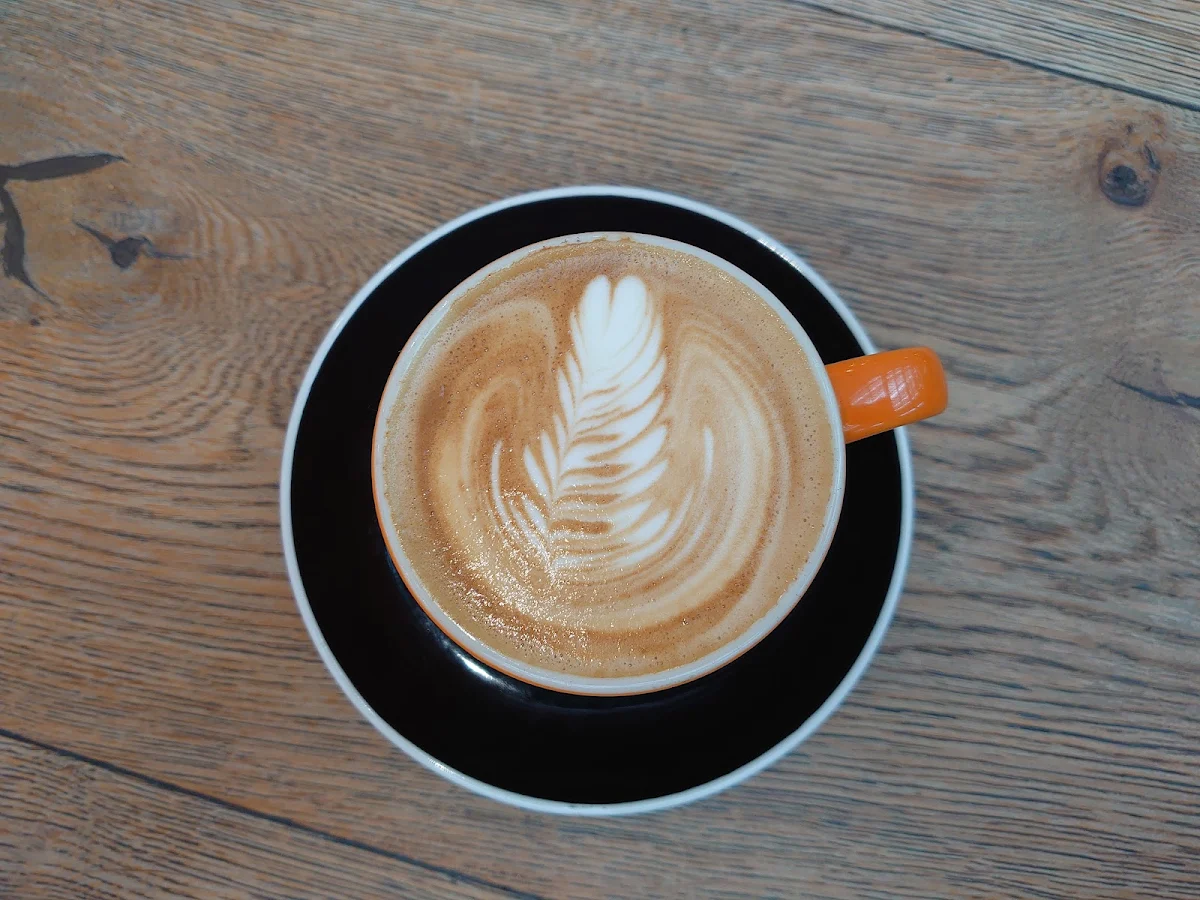 Flat White, The Missing Piece Macquarie Centre