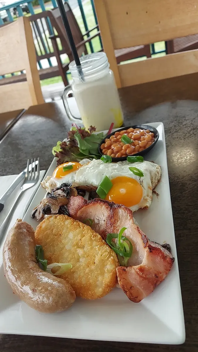 Big Breakfast, K by the Sea