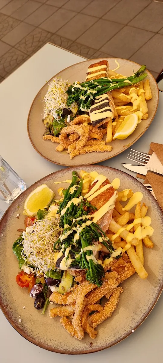 Crispy Salmon Is My Favourite Compliments to the Chef