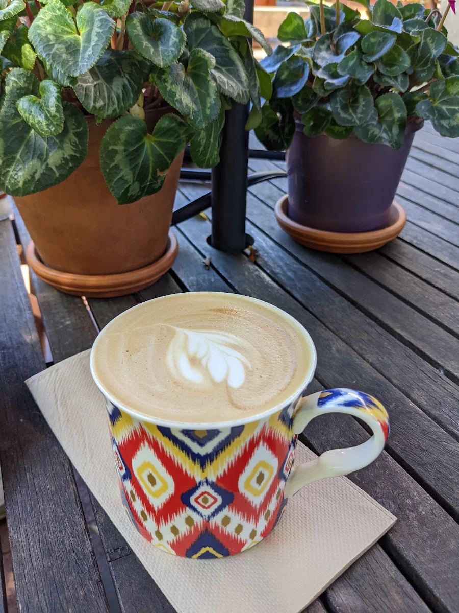 Flat White, Butters West Leederville