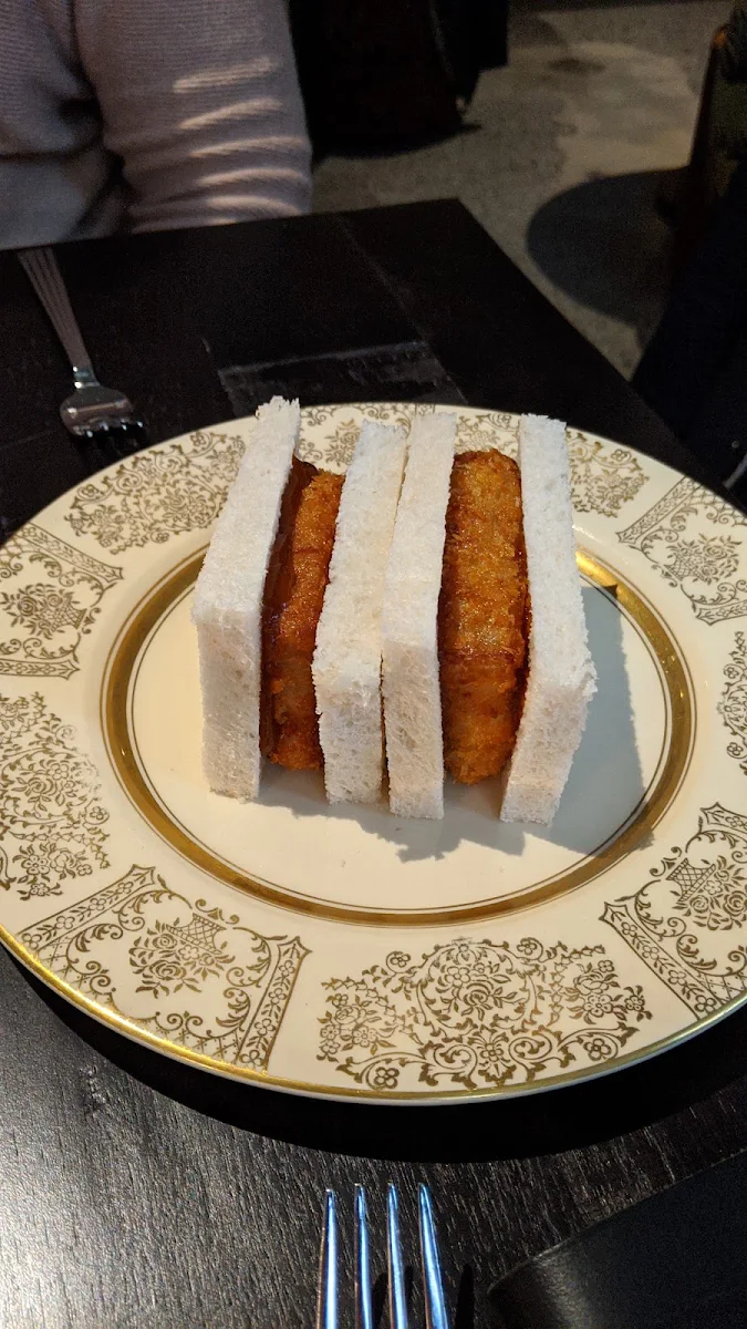 Pork Belly Sando, Dessous