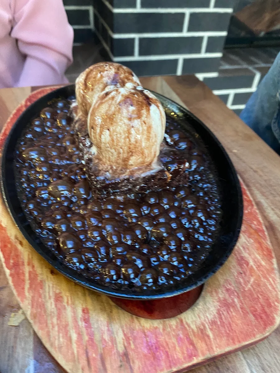 Sizzling Hot Fudge Brownie