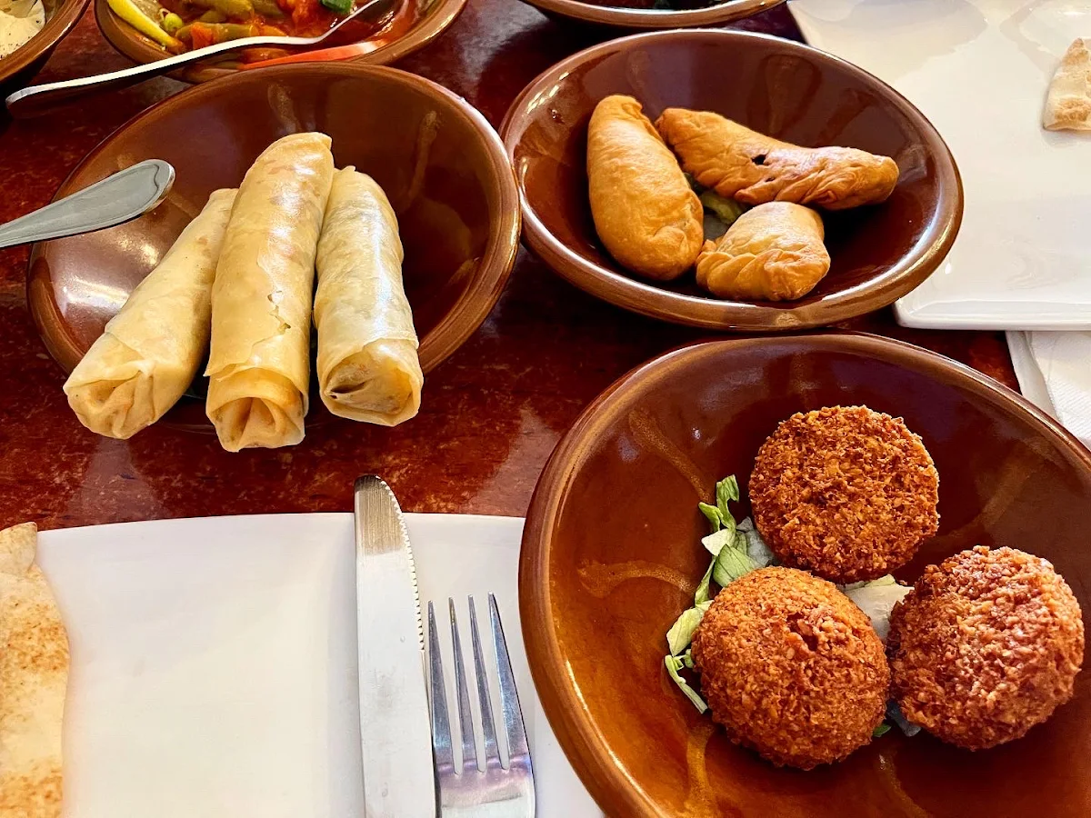 Highlights, Maalouf's Restaurant