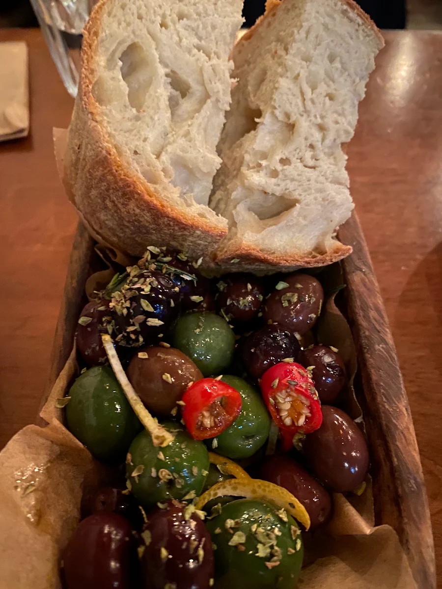 Olives, Gigi Pizzeria