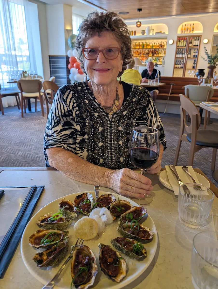 Oysters Kilpatrick