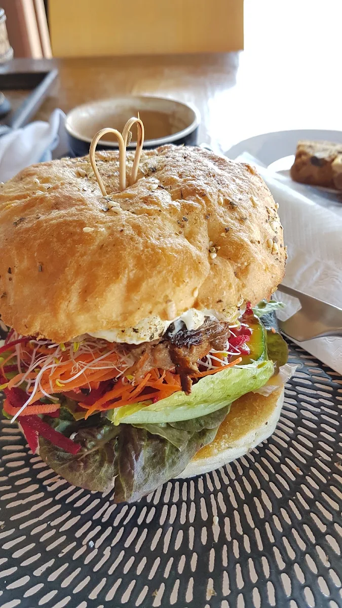 Burger, Bookshop Cafe