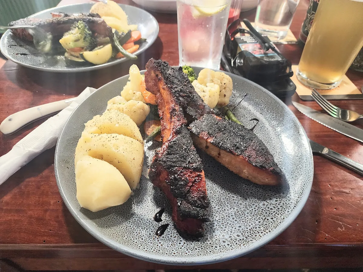 Highlights, The Border Inn Hotel Apsley