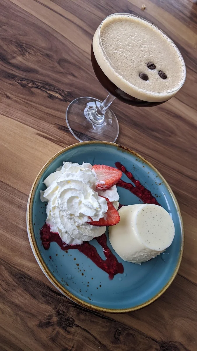 Vanilla Panna Cotta