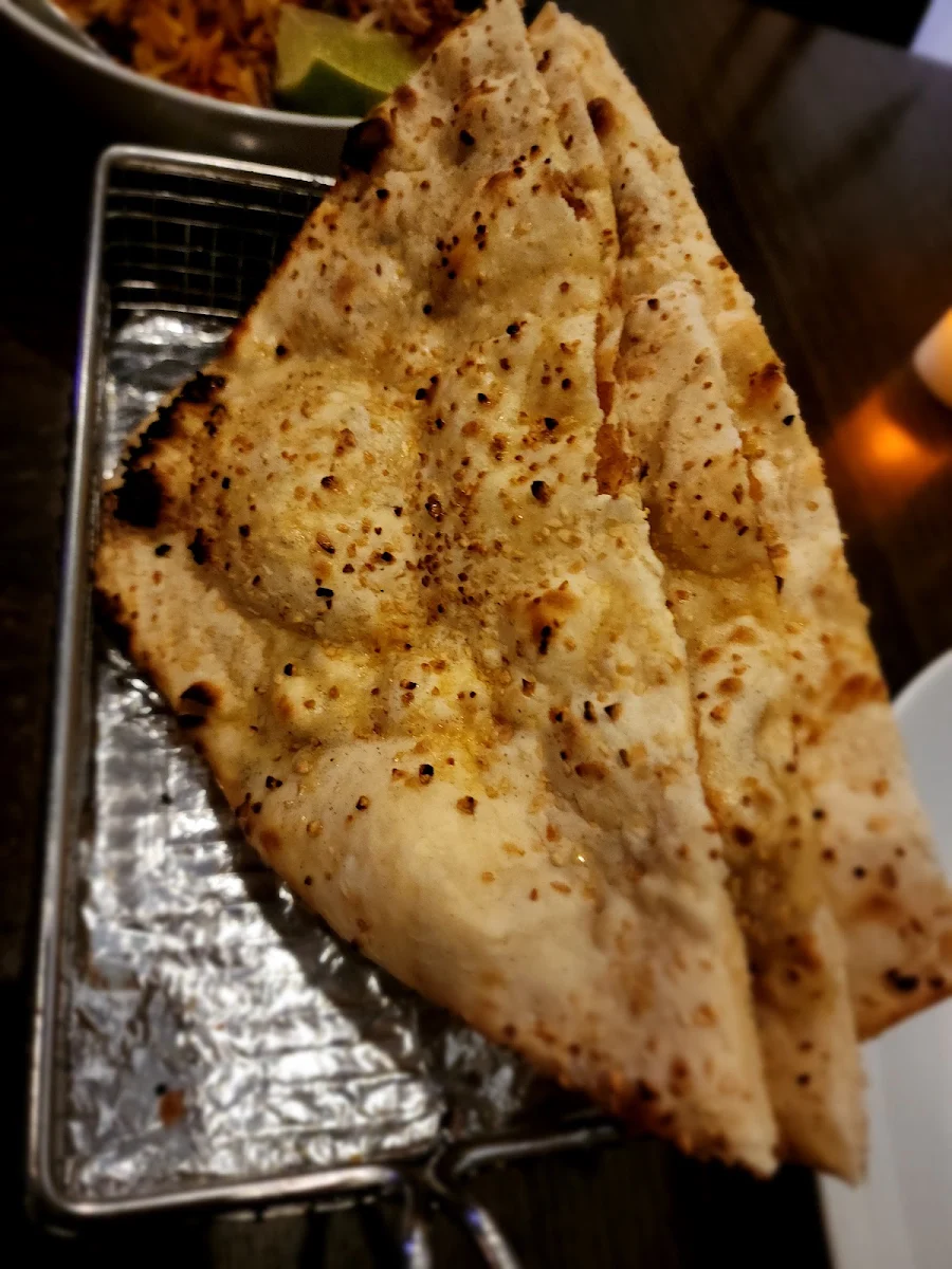 Garlic Naan, The Colonial British Indian Cuisine | Darlinghurst