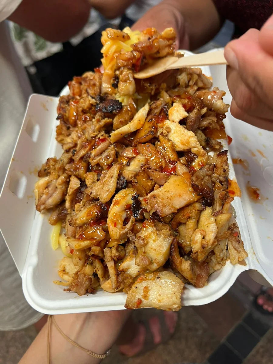 Halal Snack Pack HSB, Ser Bar Kebab & Pide House